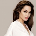 Angelina Jolie FB Couverture 6