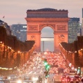 Cover_FB_ looking_down_the_avenue_des_champs_elysees_from_place_de_la_concorde_paris_france-851x315-.jpg