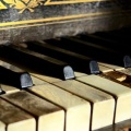 Vieux_piano 851x315.jpg